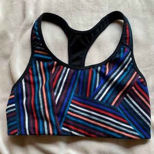 3/$15 bundle Old Navy Geometric Pattern Sports Bra
